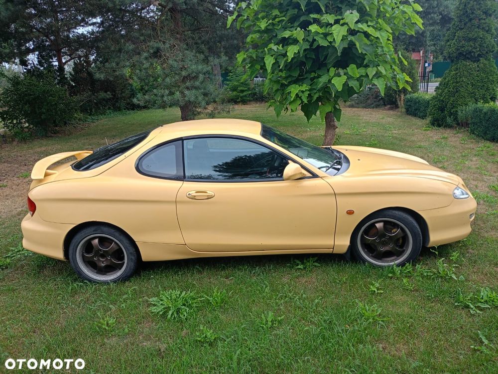 Hyundai Coupe 1.6 Base - 2