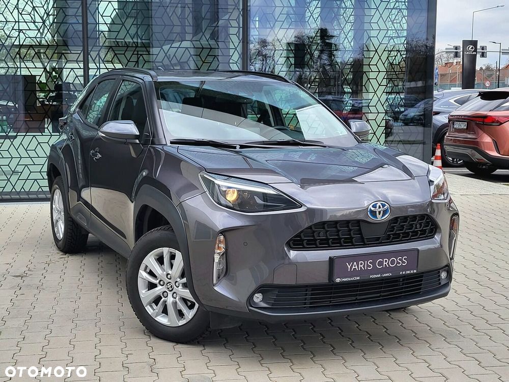 Toyota Yaris Cross Hybrid 1.5 Comfort 4x4 - 9