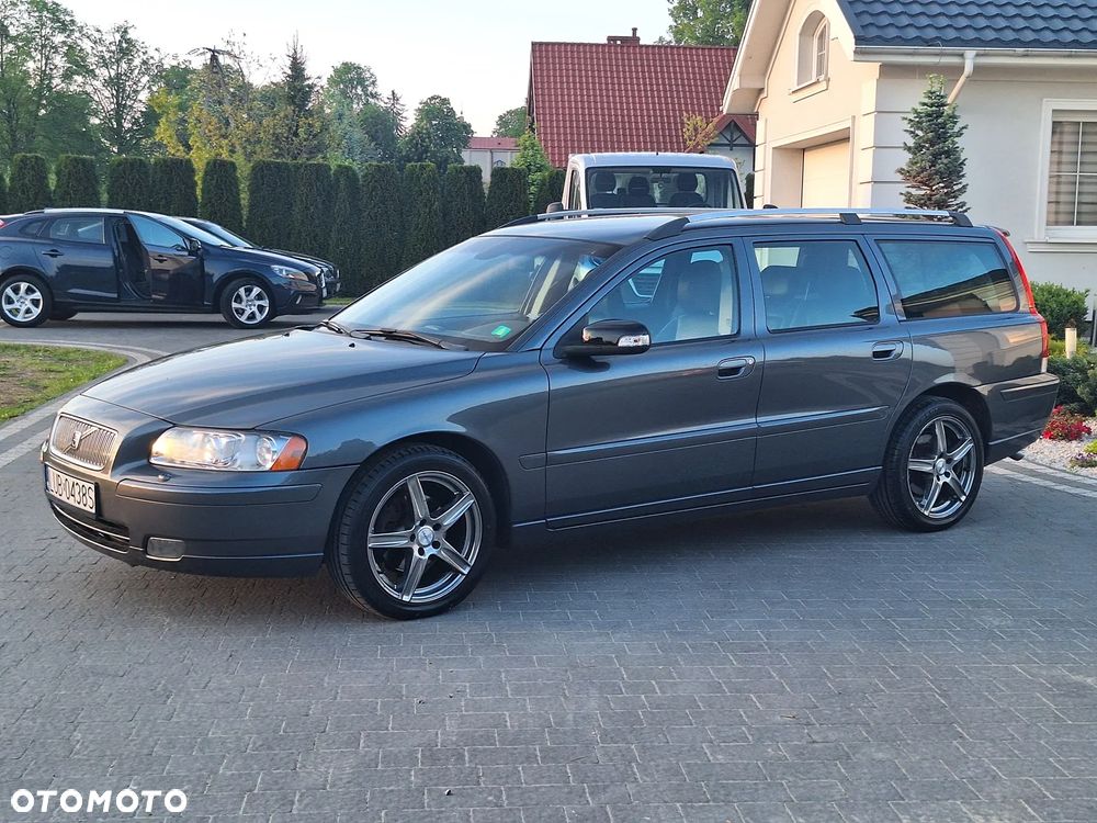 Volvo V70 2.4 Summum - 3
