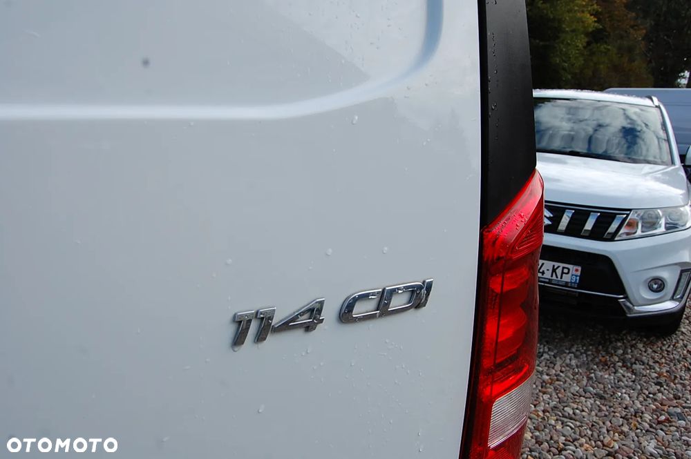 Mercedes-Benz Vito - 19