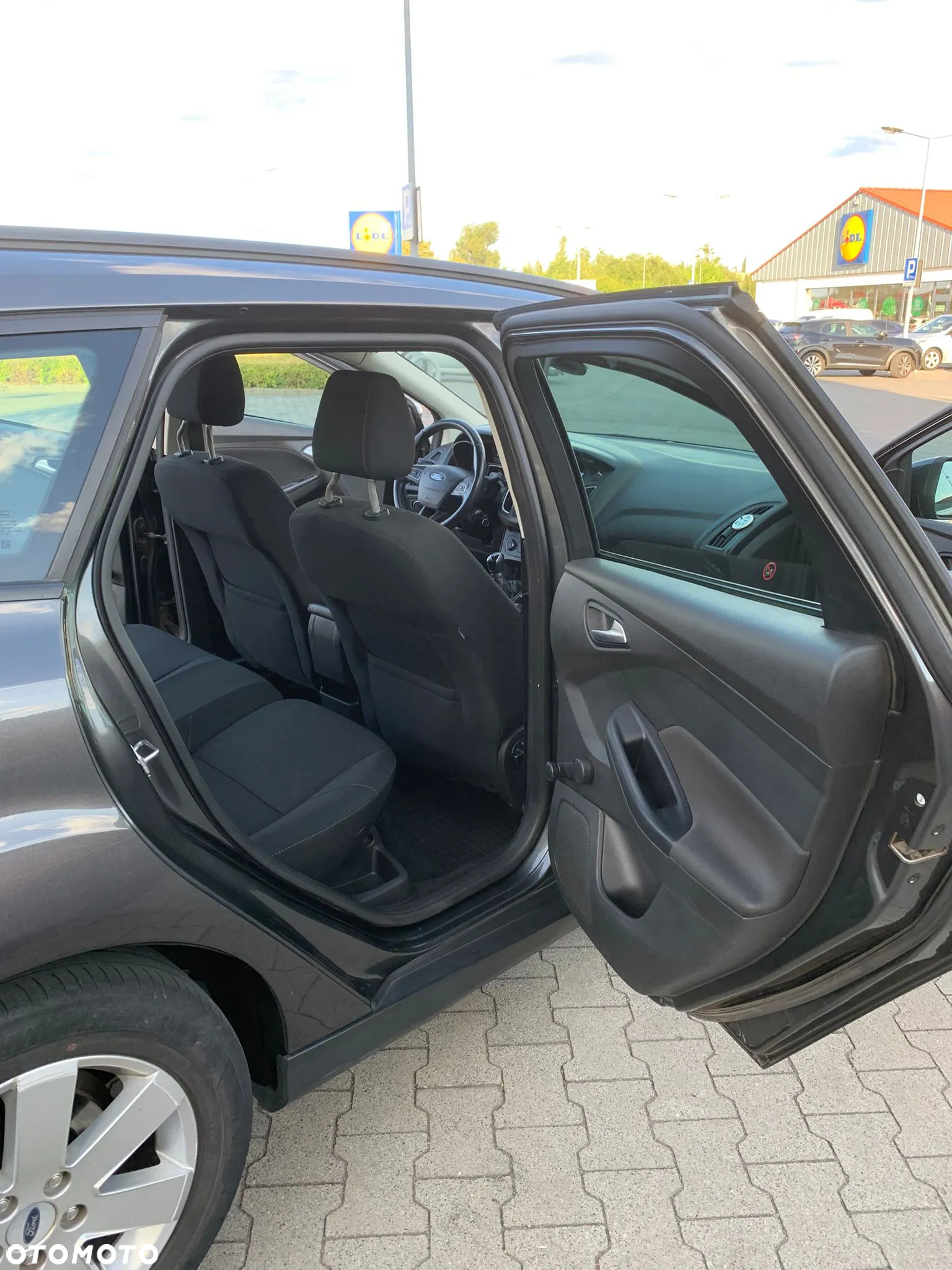 Ford Focus 1.0 EcoBoost Trend ASS - 17