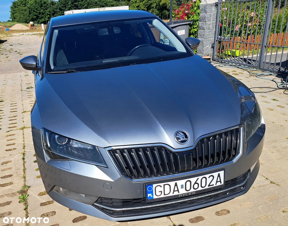 Skoda Superb 2.0 TDI Ambition - 10
