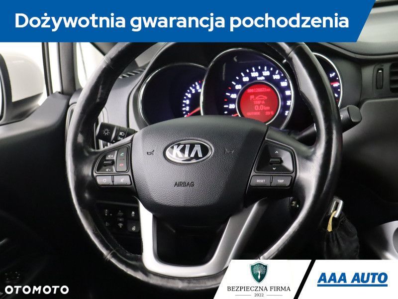 Kia Rio - 21