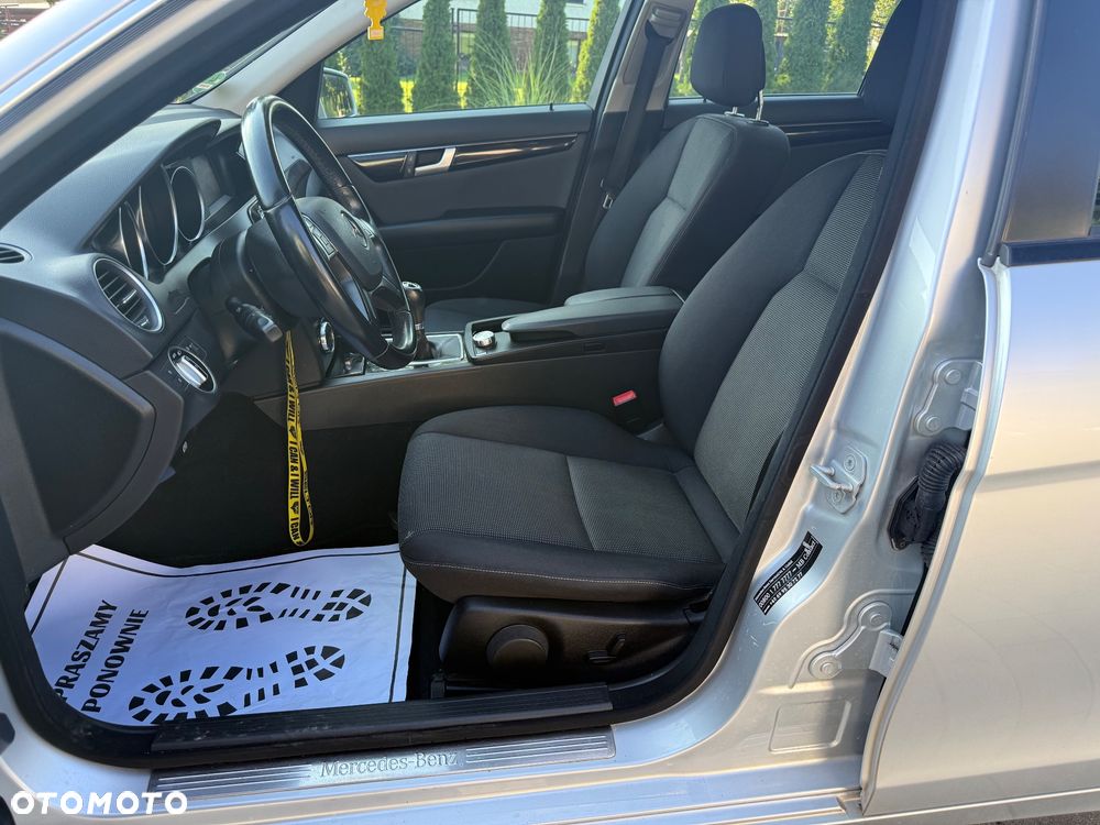 Mercedes-Benz Klasa C 200 CDI DPF (BlueEFFICIENCY) - 21