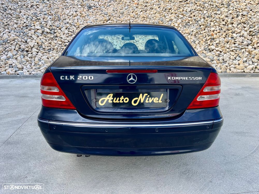 Mercedes-Benz C 200 - 8