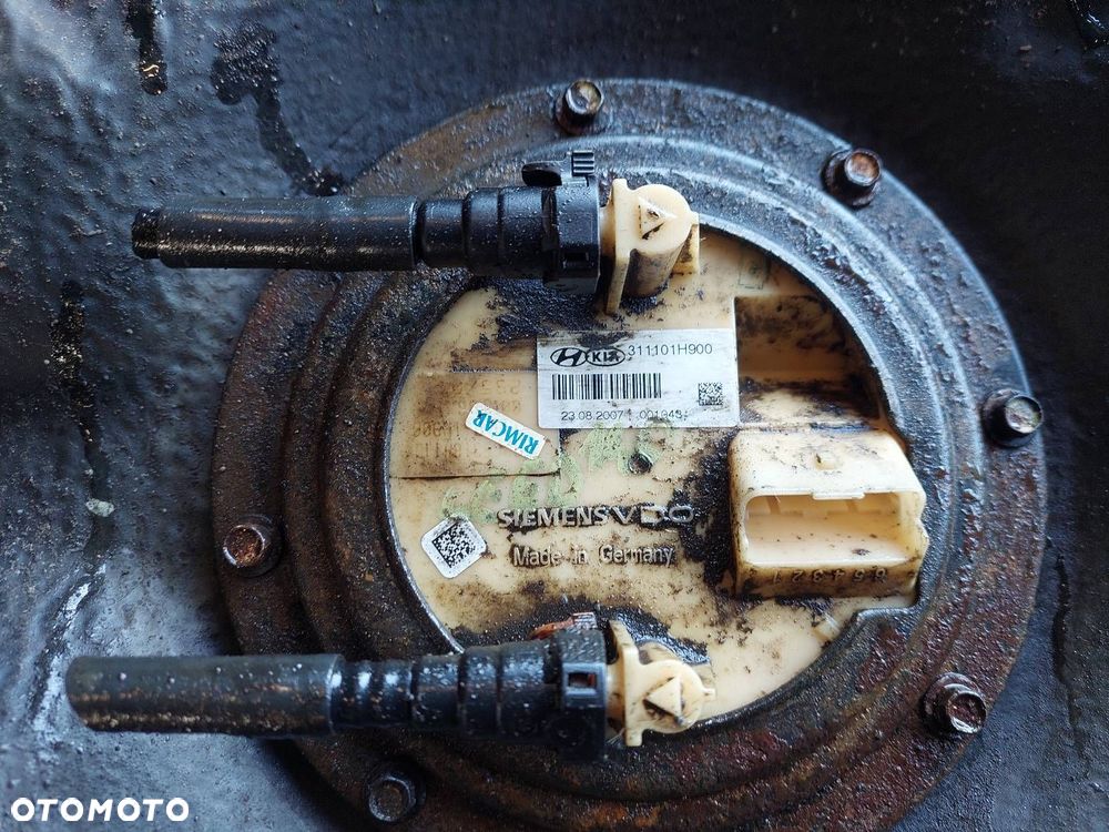 BAK ZBIORNIK PALIWA + POMPKA METALOWY KIA CEED I 2.0 CRDI 31110-1H900 - 2