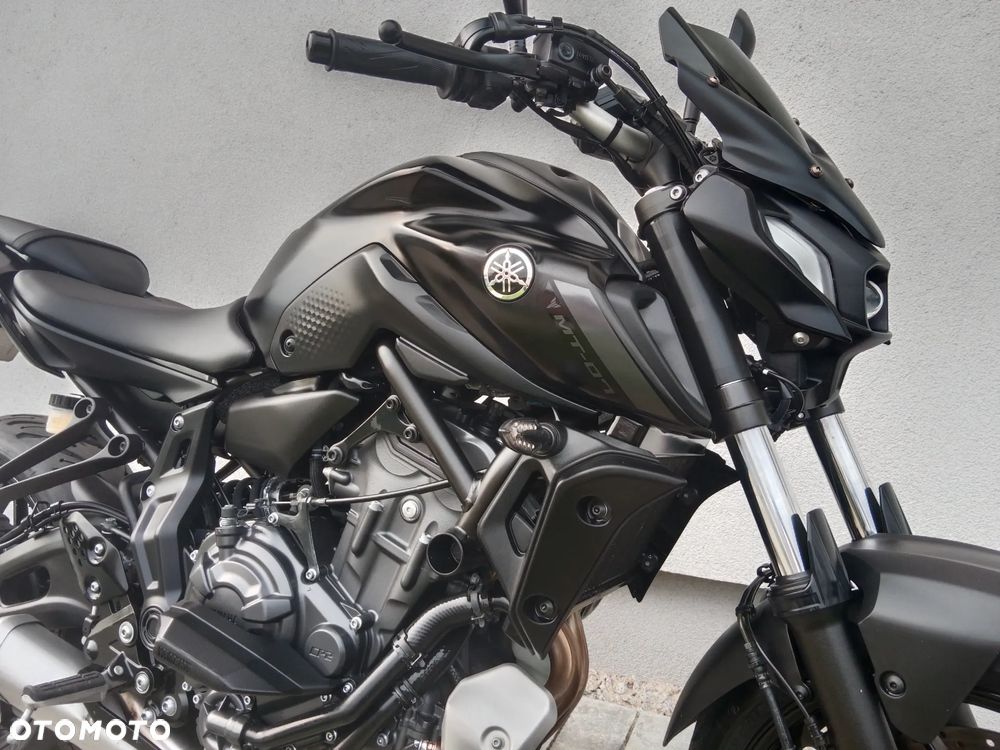 Yamaha MT - 4
