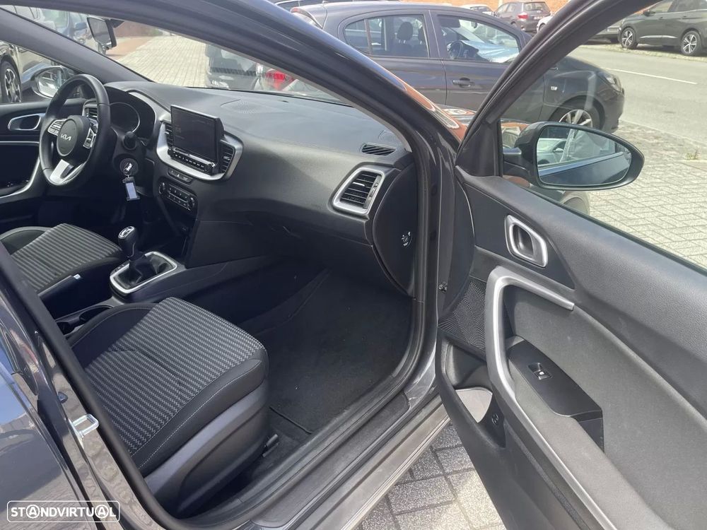 Kia XCeed 1.0 T-GDI Dynamic - 12