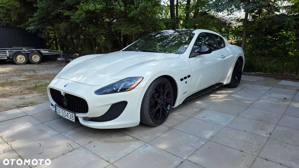 Maserati GranTurismo S Automat - 3