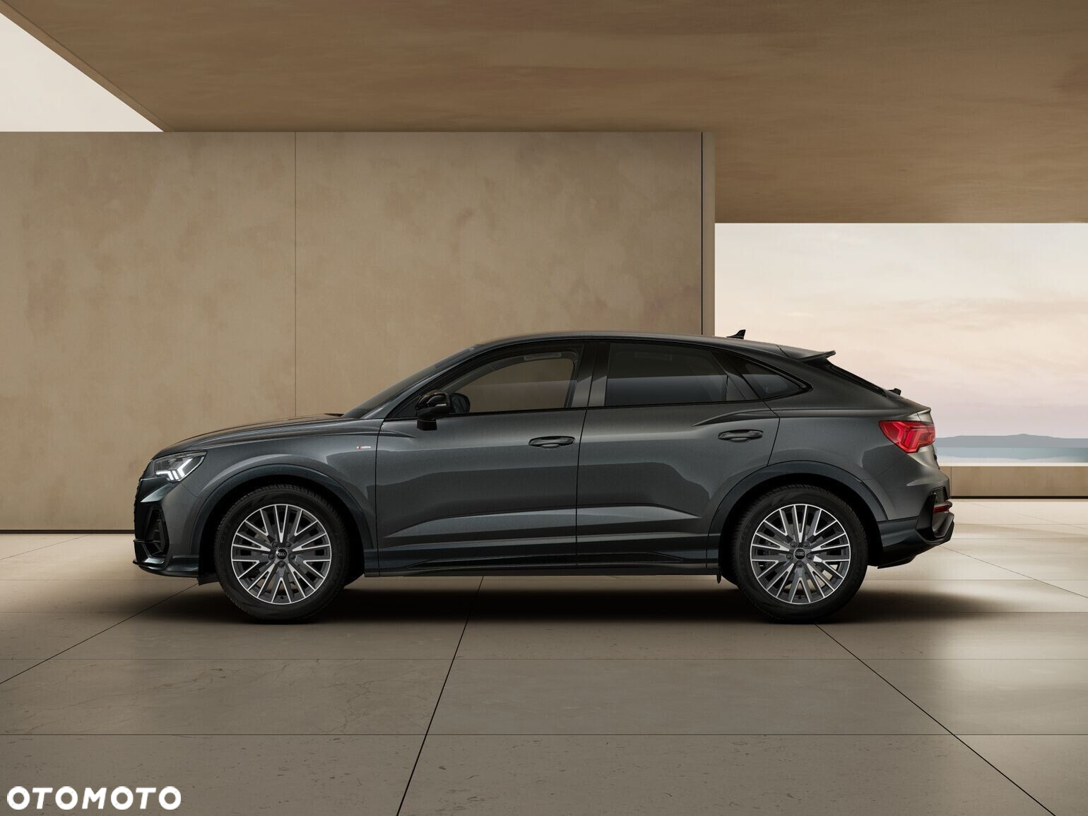 Audi Q3 Sportback - 4