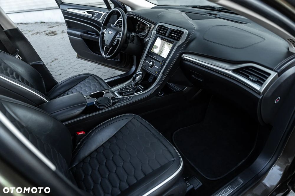 Ford Mondeo Vignale 2.0 TDCi PowerShift - 25