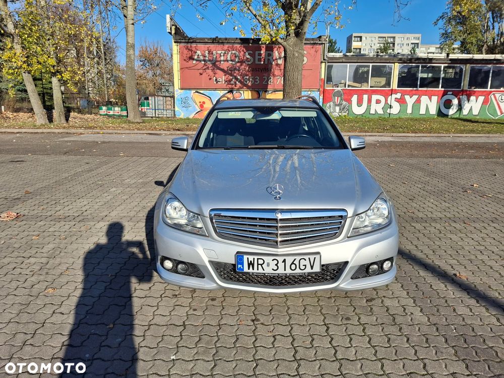 Mercedes-Benz Klasa C 220 CDI BlueEff Edition Elegance - 3