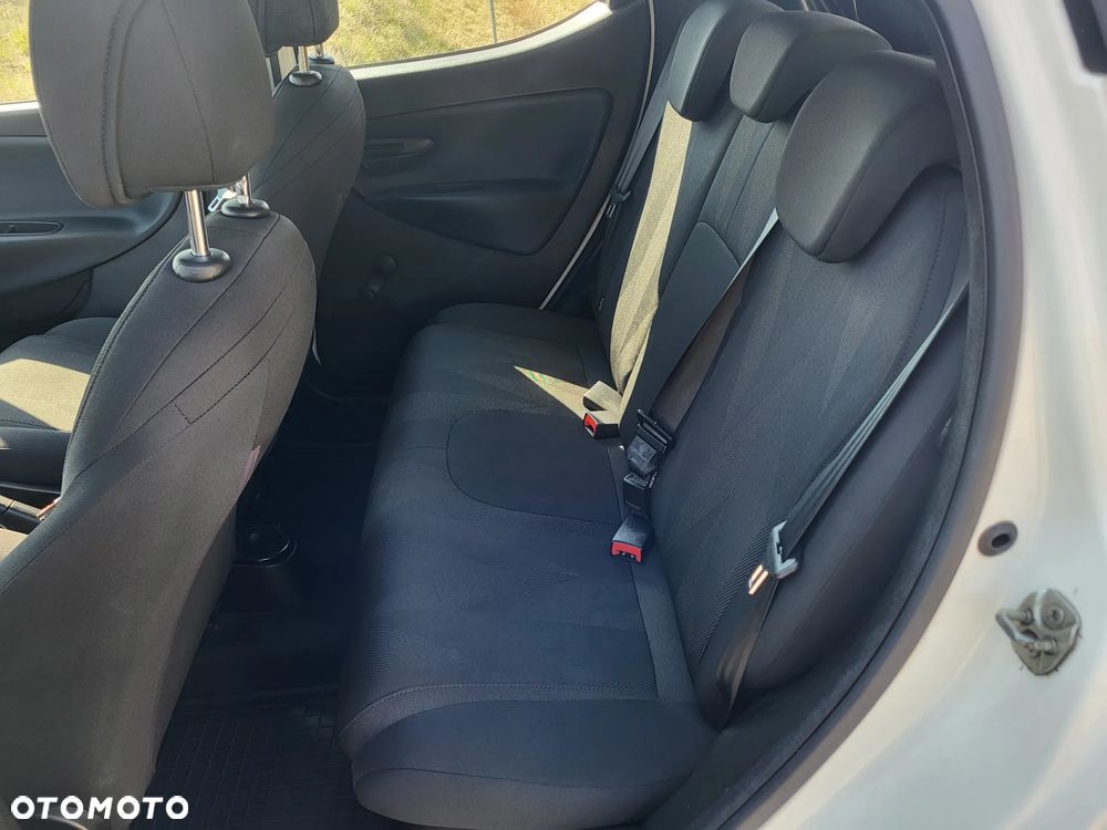 Lancia Ypsilon 1.2 8V Platinum S&S EU6 - 11