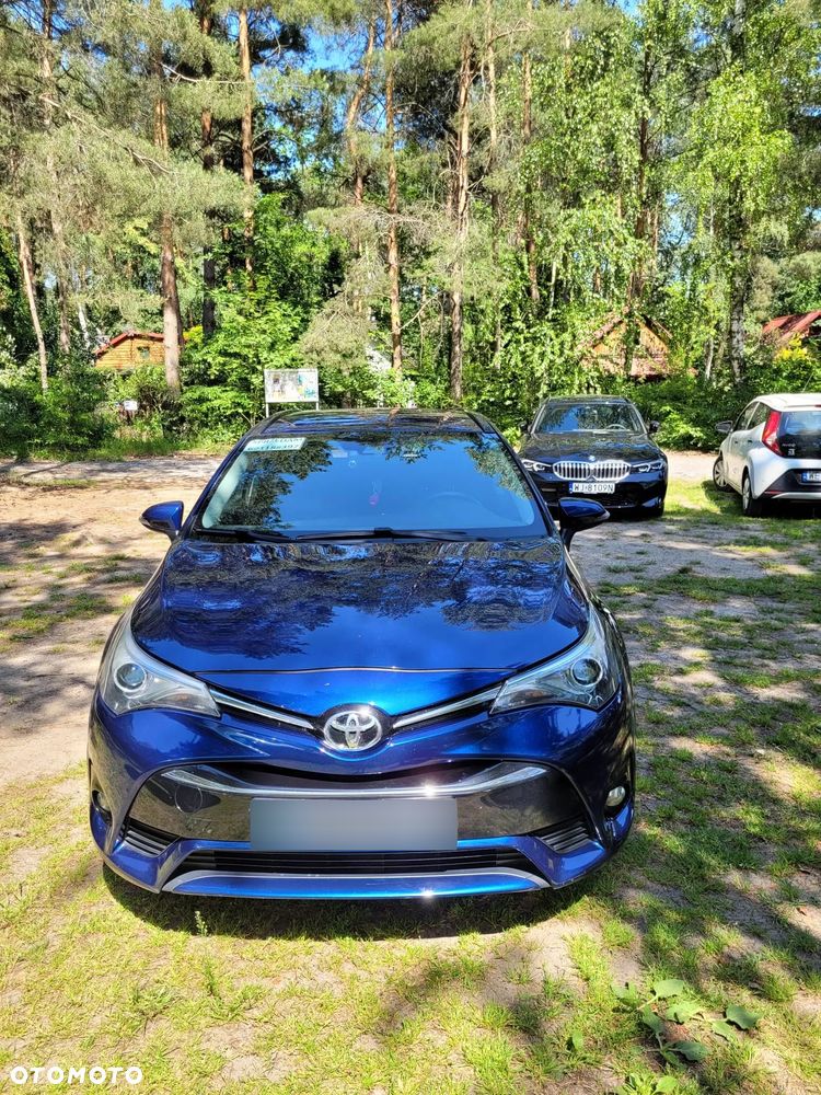 Toyota Avensis 1.8 Premium MS - 3