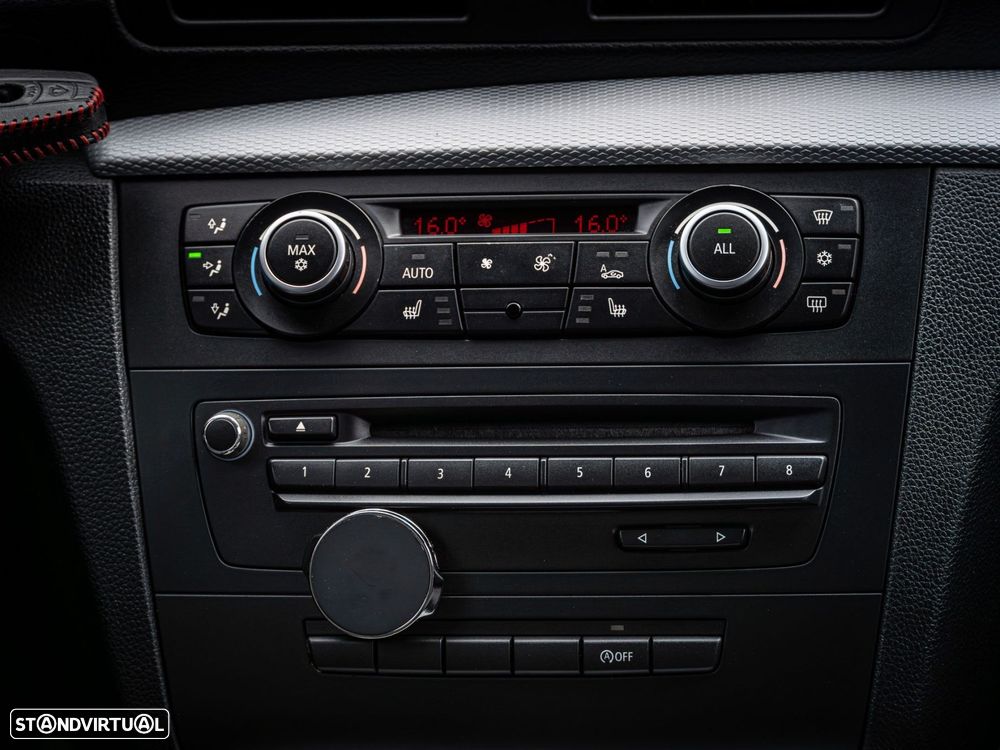 BMW 123 d - 19