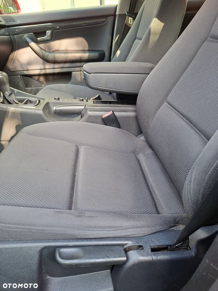 Audi A4 Avant 2.5 TDI - 12