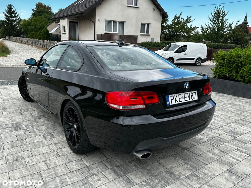 BMW Seria 3 320d - 4