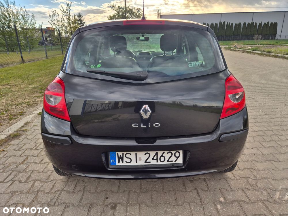 Renault Clio 1.5 dCi Alize - 7