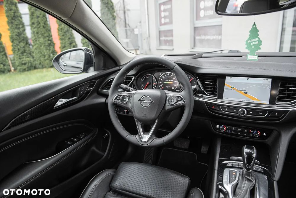 Opel Insignia - 28