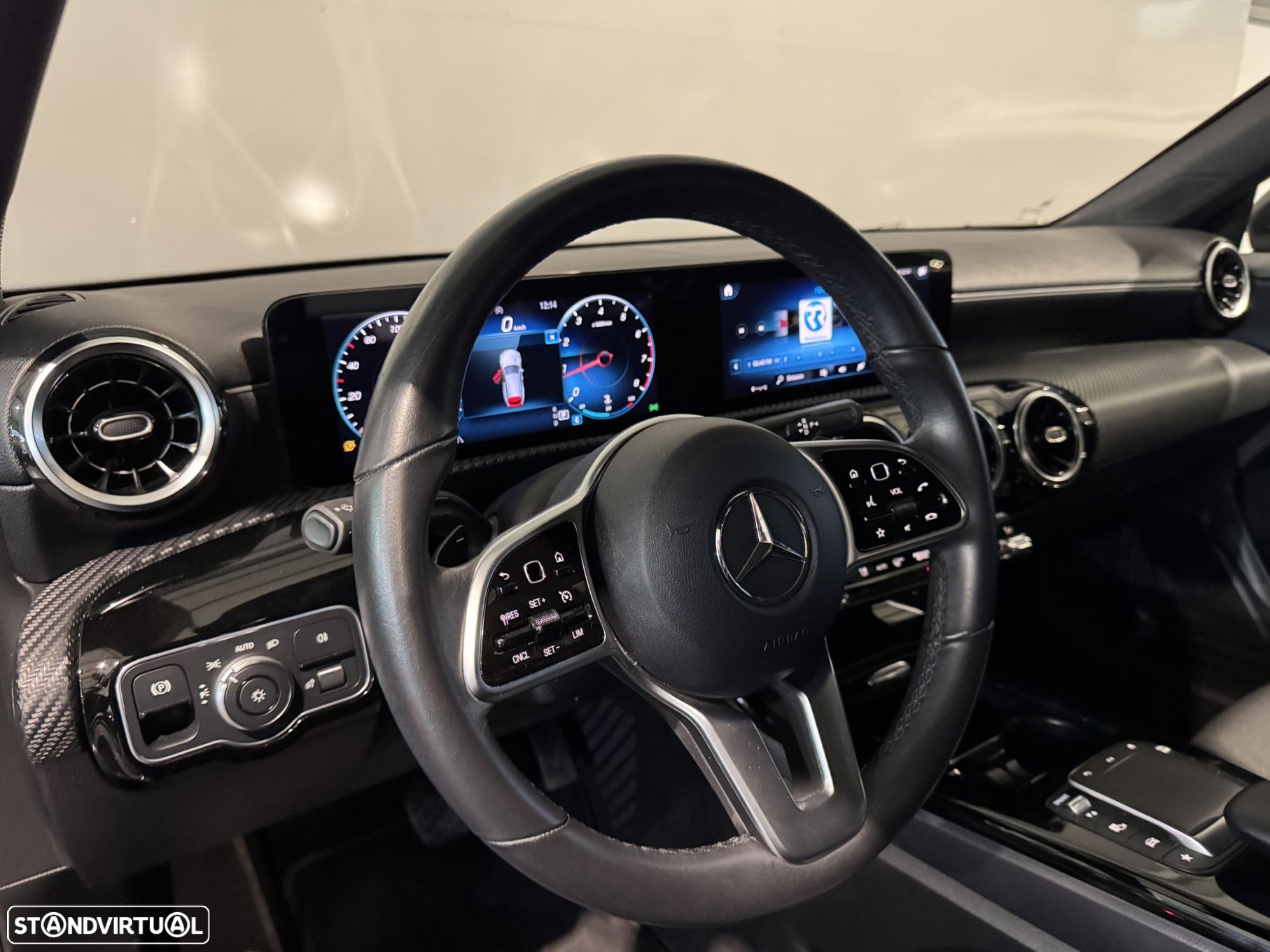Mercedes-Benz CLA 180 - 47