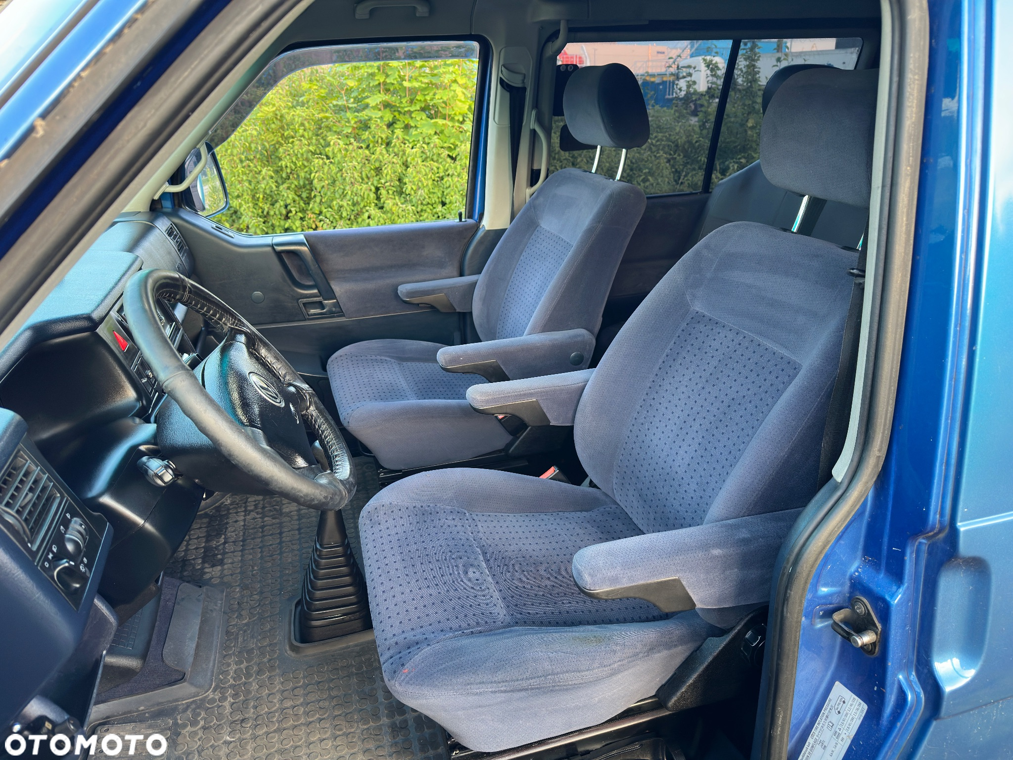 Volkswagen Caravelle TDI Basis / CL - 13