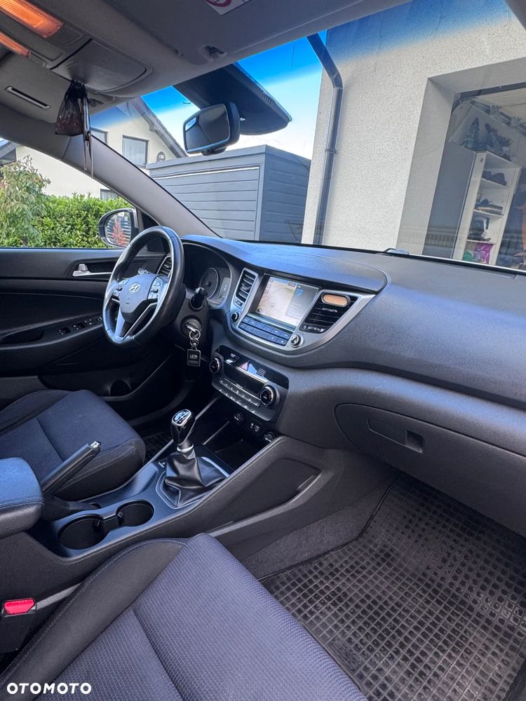 Hyundai Tucson 1.6 GDI BlueDrive Comfort 2WD - 10
