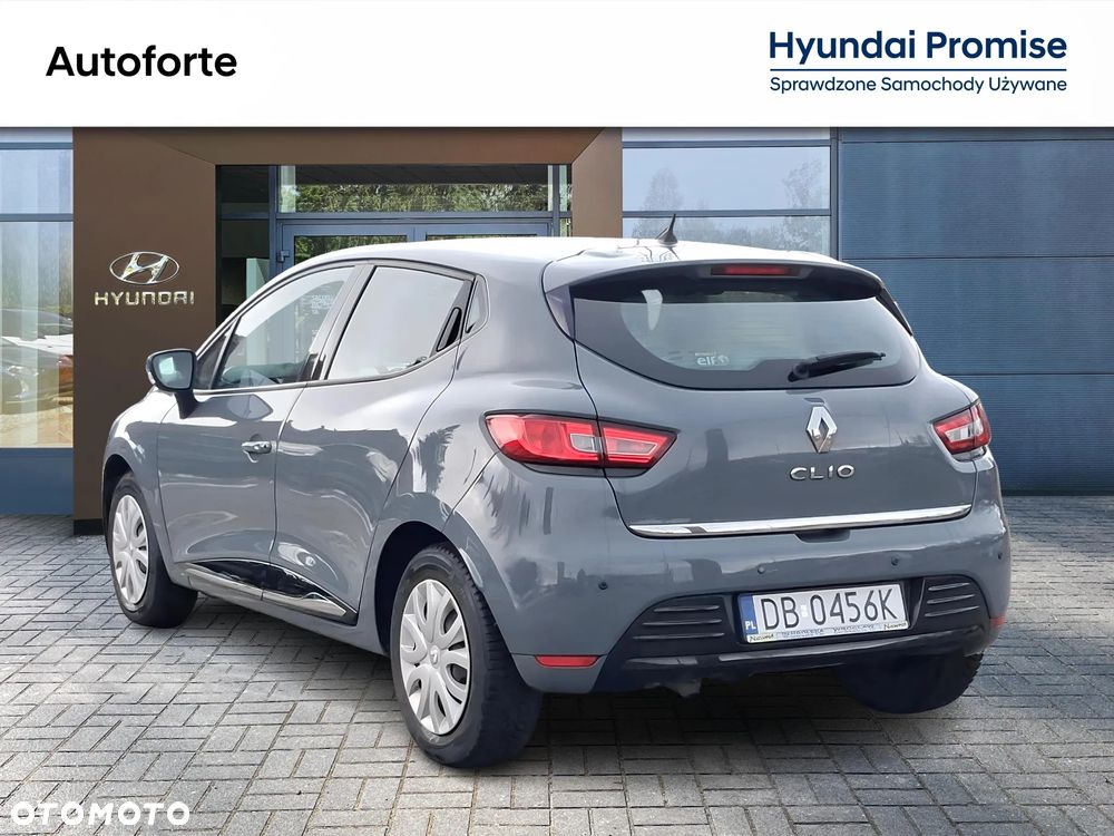 Renault Clio 1.2 16V Life - 3