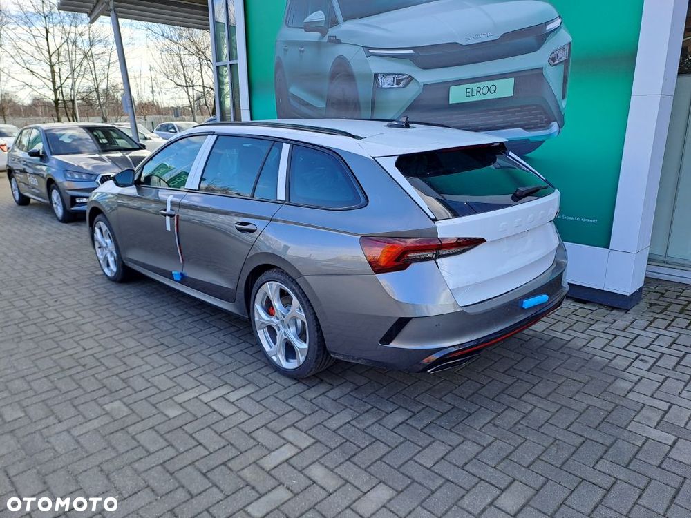 Skoda Octavia 2.0 TSI RS DSG - 2