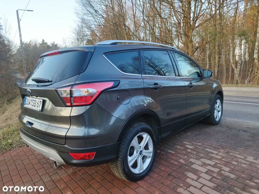 Ford Kuga - 11
