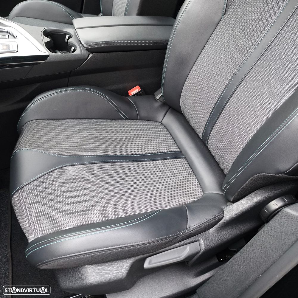 Peugeot 3008 1.6 Hybrid Allure Pack e-EAT8 - 18