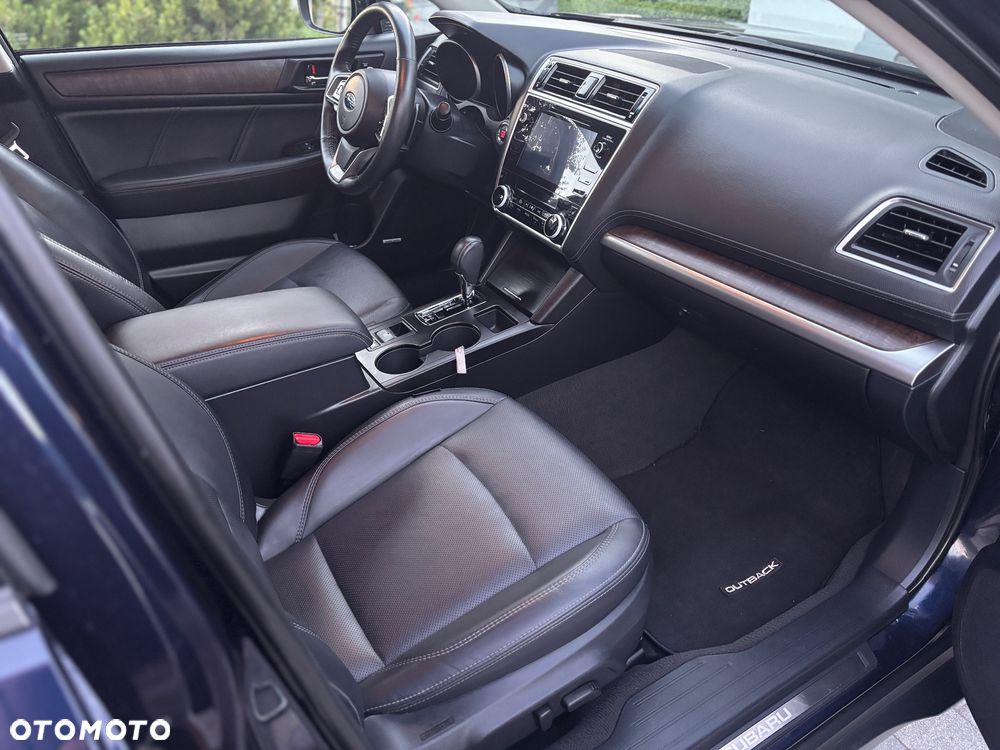 Subaru Legacy - 18