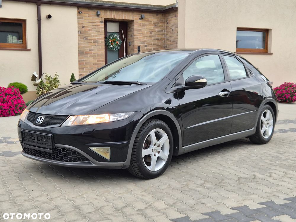 Honda Civic 1.8i-VTEC Executive - 1