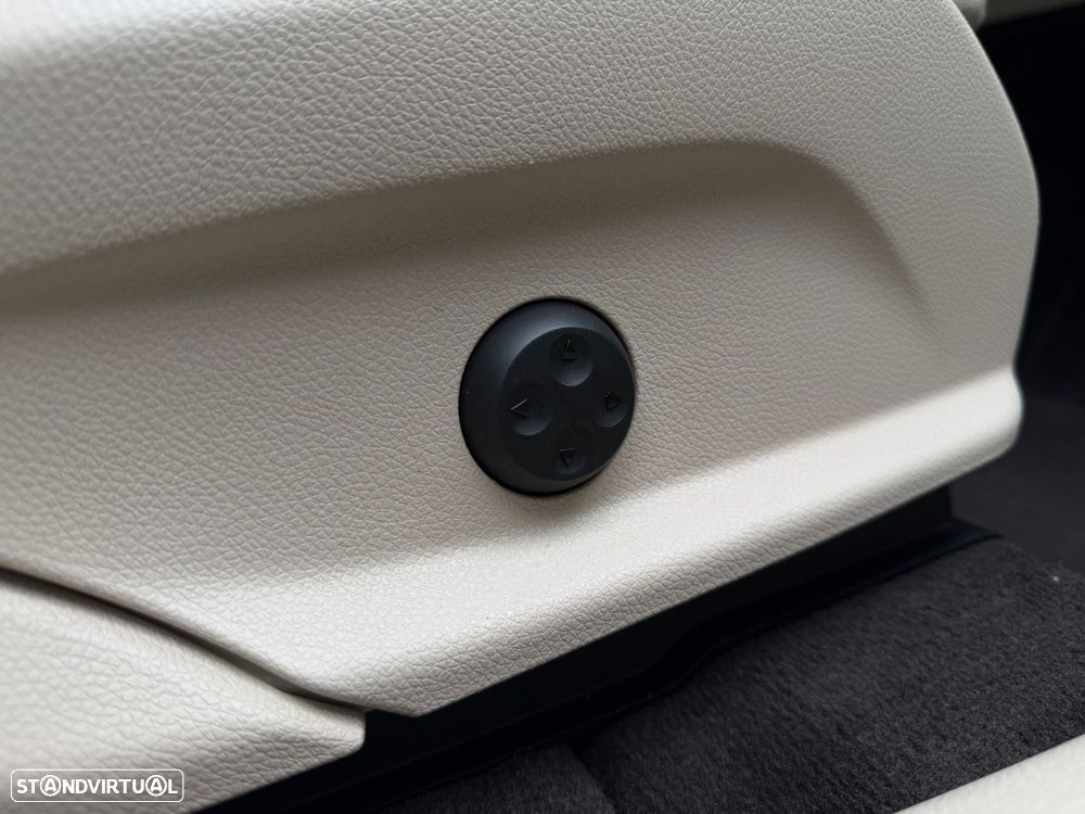 Mercedes-Benz GLC 300 de 4Matic - 23