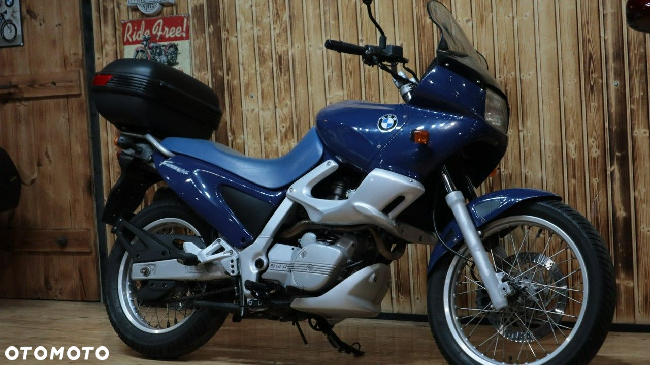 BMW F