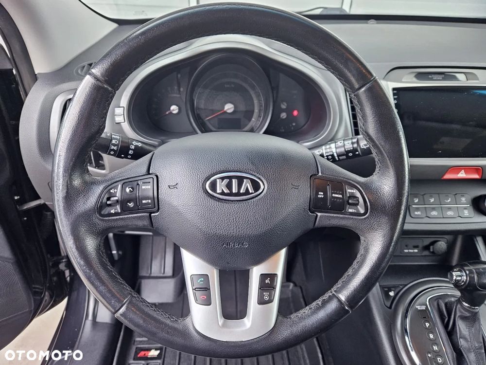 Kia Sportage 2.0 CVVT 2WD Automatik Vision - 11