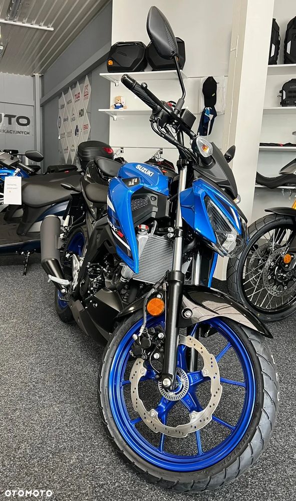Suzuki GSX - 20