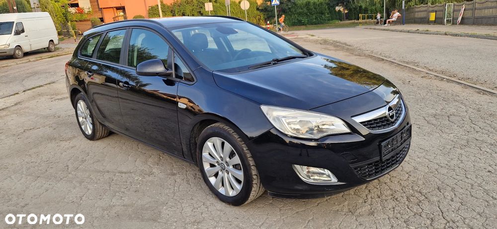 Opel Astra IV 1.7 CDTI Cosmo - 2
