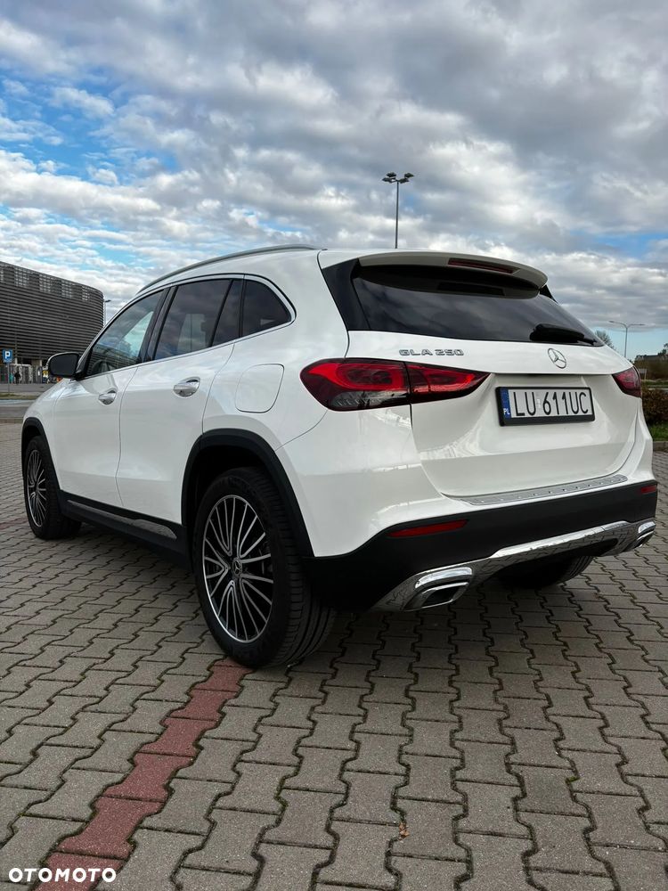 Mercedes-Benz GLA - 5