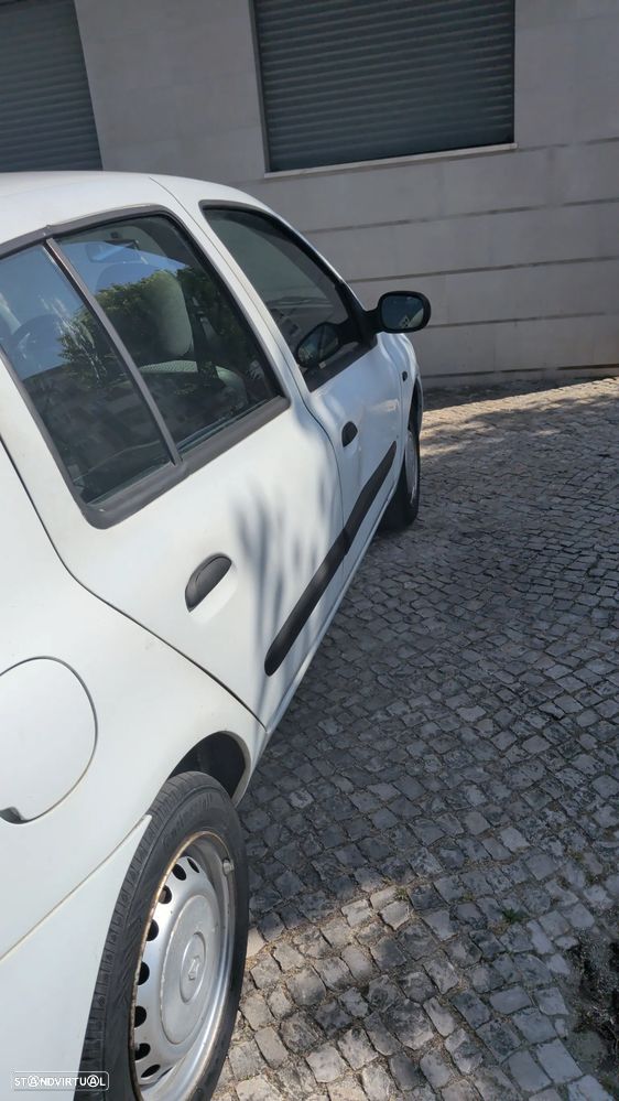 Renault Clio 1.5 dCi Confort - 5