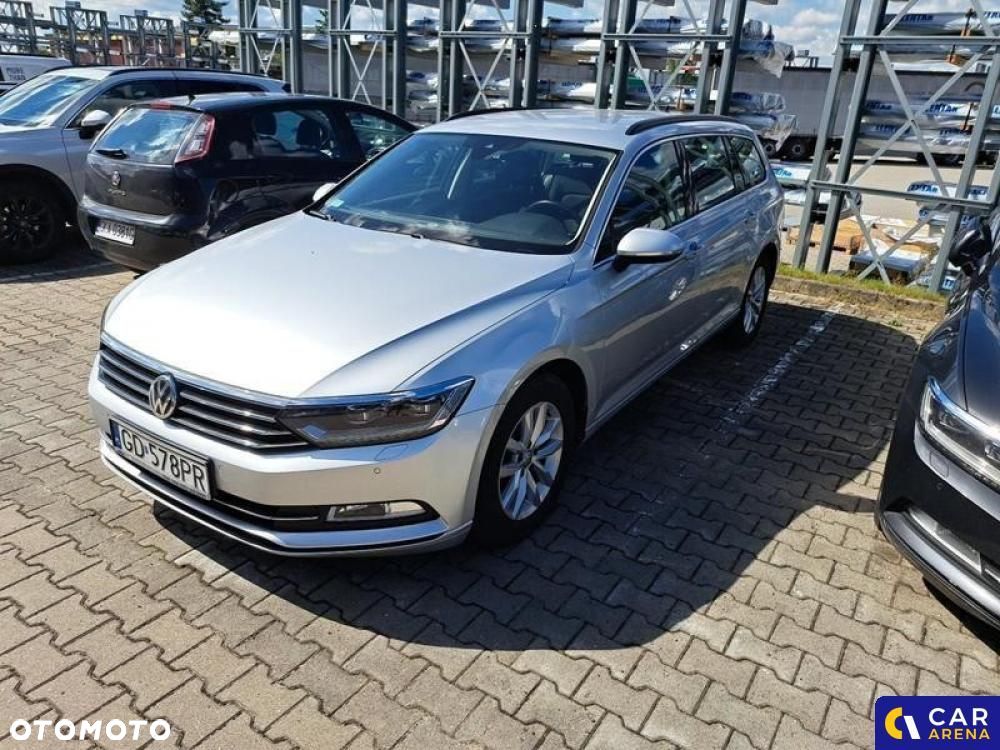 Volkswagen Passat - 3