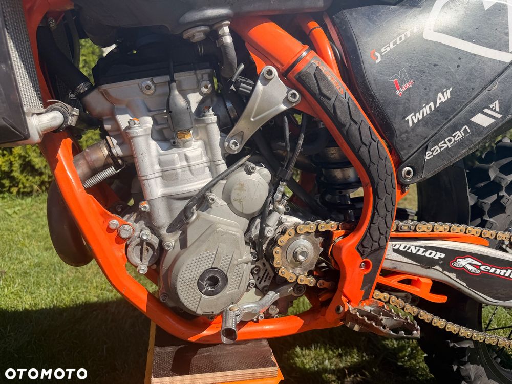 KTM SXF - 8