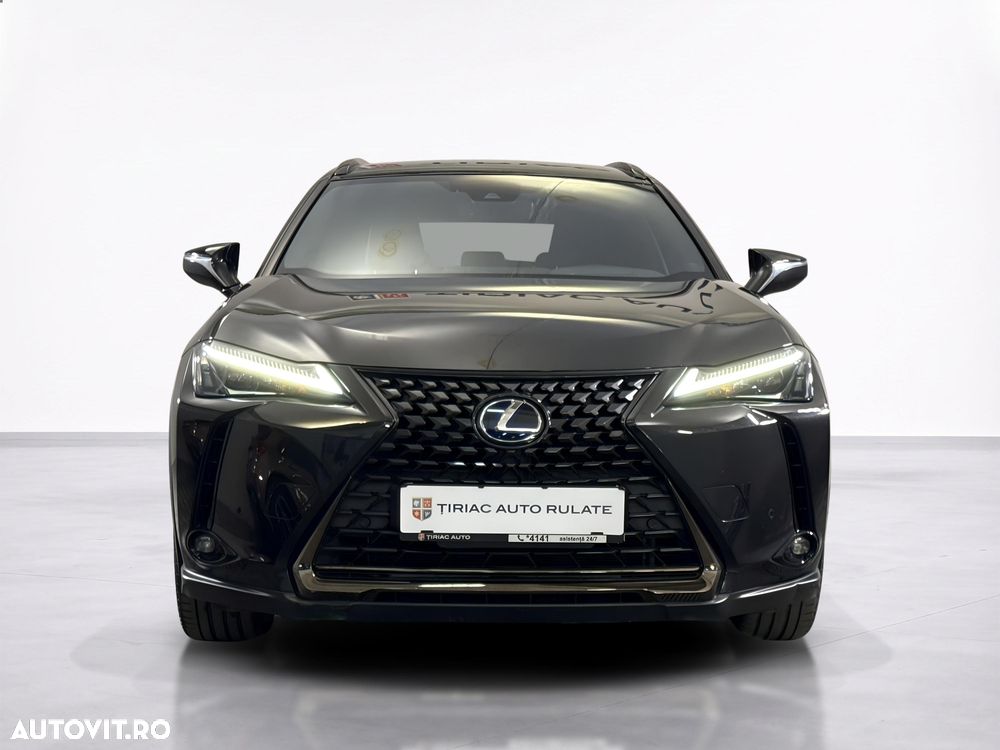 Lexus UX - 9