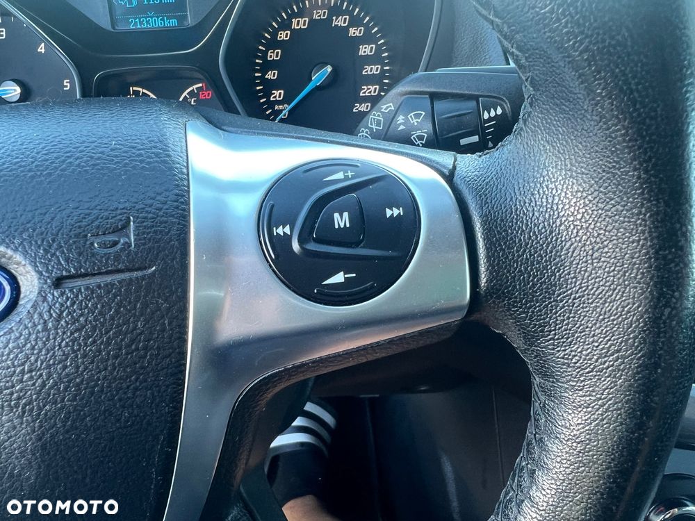 Ford Focus - 32