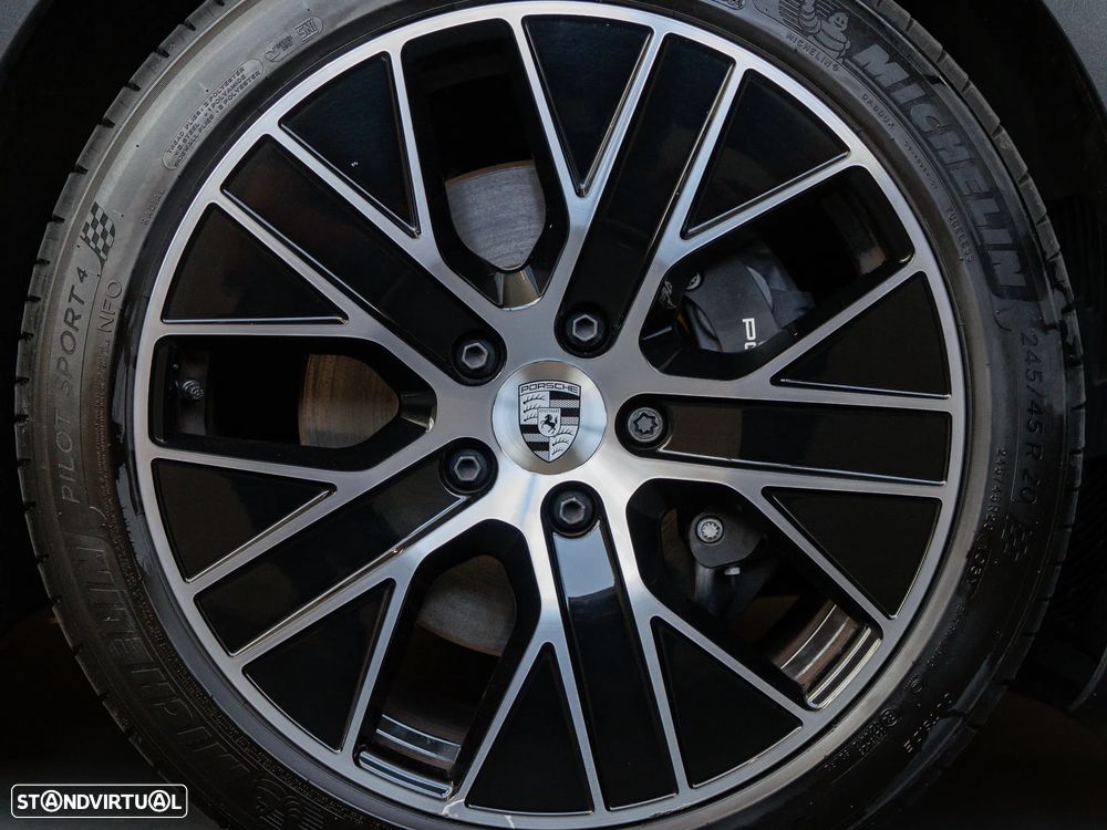 Porsche Taycan Bateria Performance Plus - 42