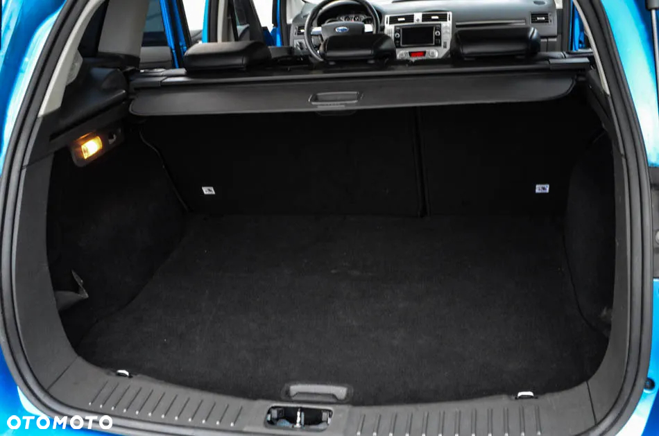 Ford Kuga 2.0 TDCi 2x4 Titanium - 29