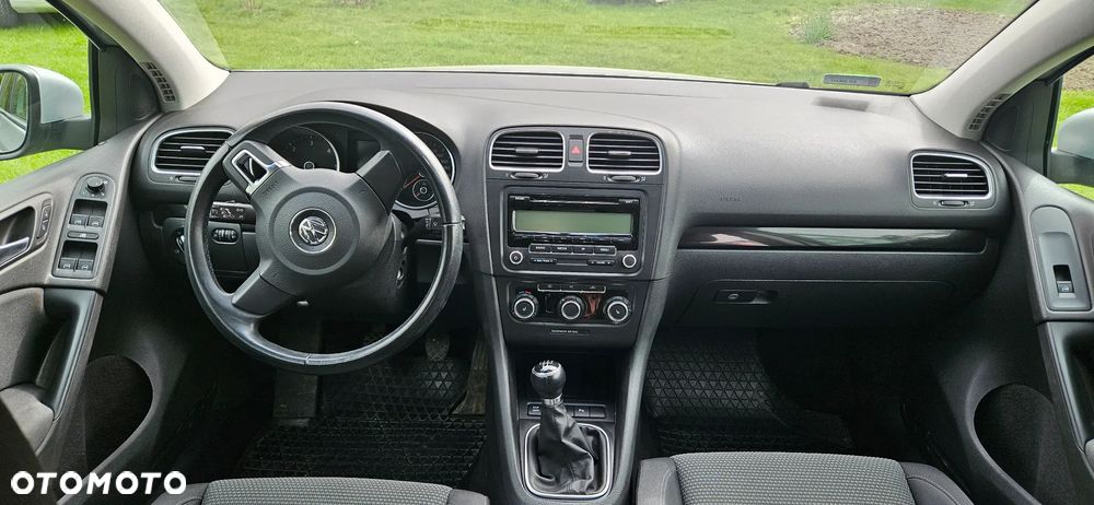 Volkswagen Golf 1.6 TDI Highline - 9