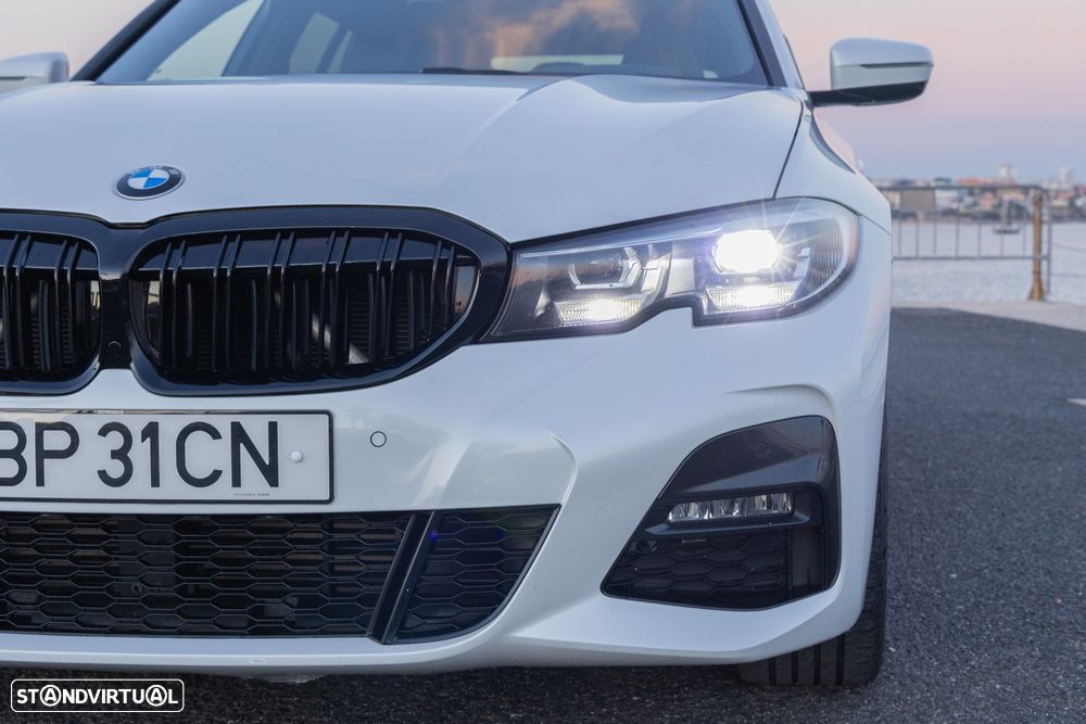 BMW 320 i Touring Aut. M Sport - 19