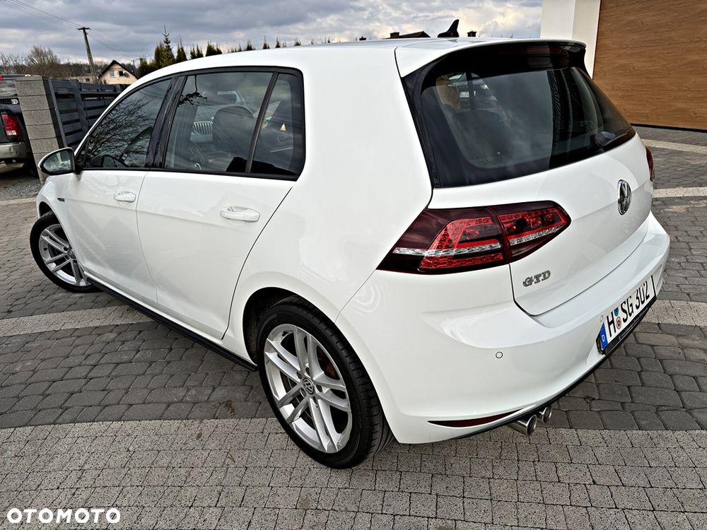 Volkswagen Golf GTD (BlueMotion Technology) - 10