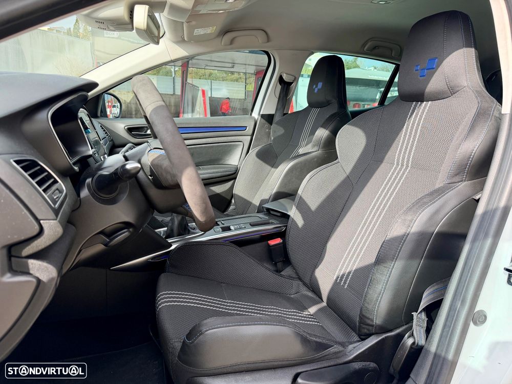 Renault Mégane 1.5 dCi GT Line J18 - 6