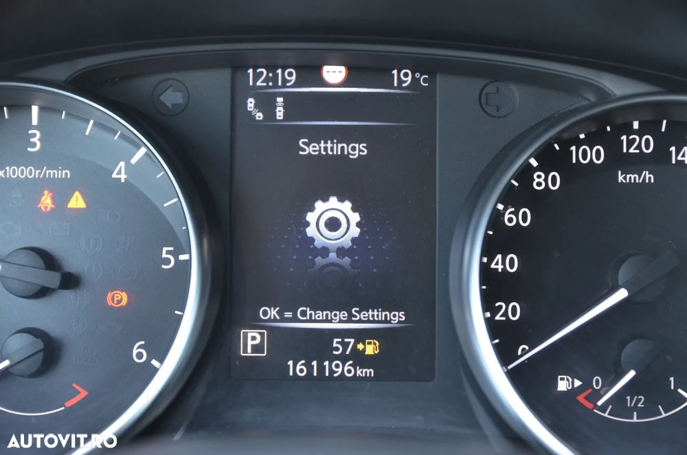 Nissan Qashqai 1.6 DCI Xtronic TEKNA+ - 31
